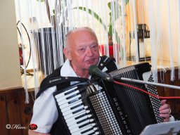 Helmut Schmitzberger und Peter Glück im GH Timo am 04. Mai 2024